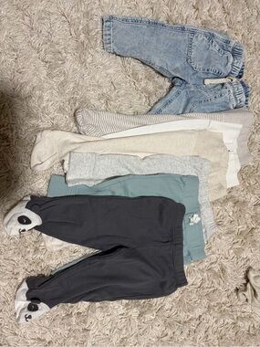 Bundle of Size 6 months baby pants - baby gap, H&M, carters